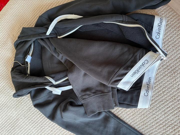 Костюм оригинал  Calvin Klein