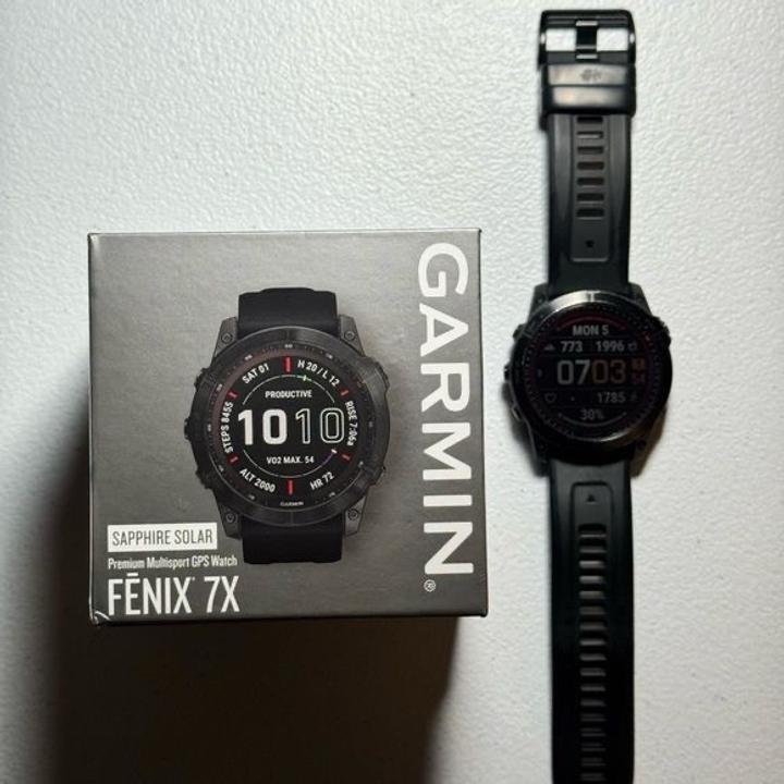 Смарт-часы Garmin Fenix 7X Sapphire Solar