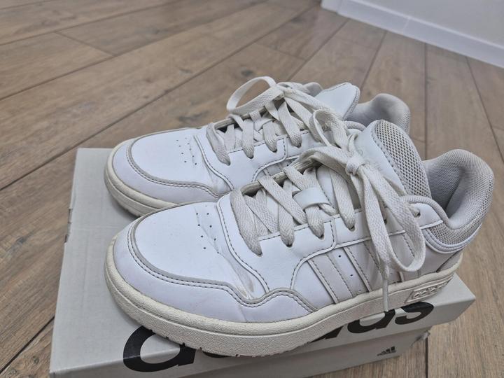 Кроссовки adidas