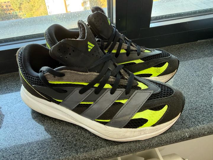 Кроссовки adidas спортивные черно-зеленые