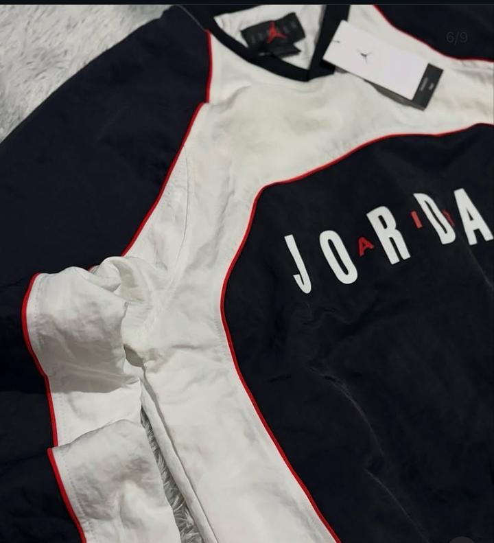 Ветровка Jordan