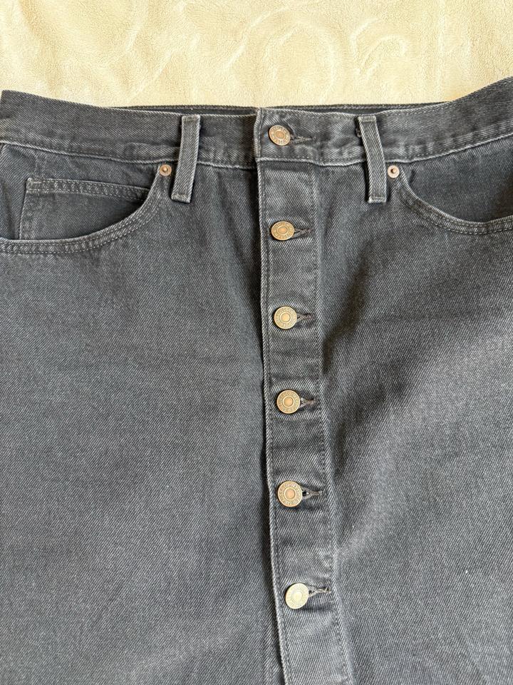Levi's