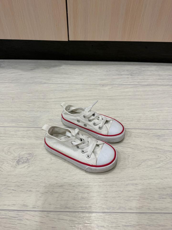 Детские кеды