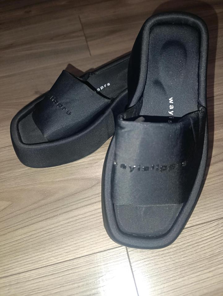Нет бренда