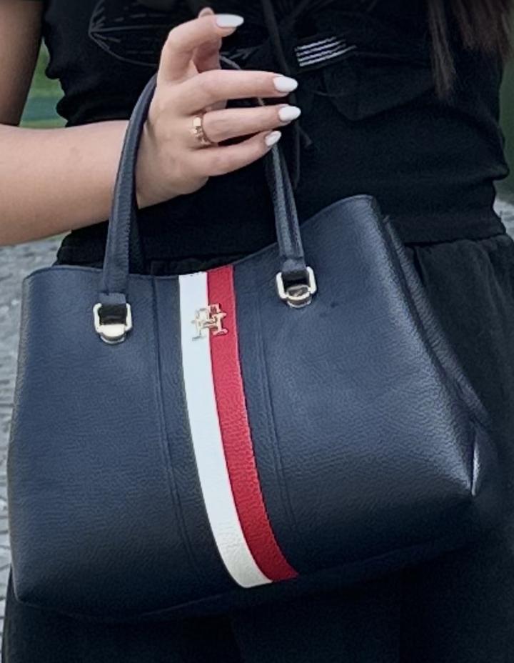 Tommy Hilfiger