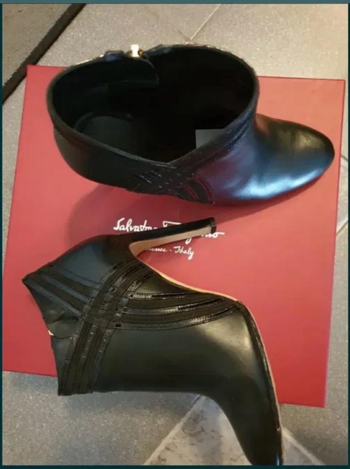 Ботильоны Salvatore Ferragamo