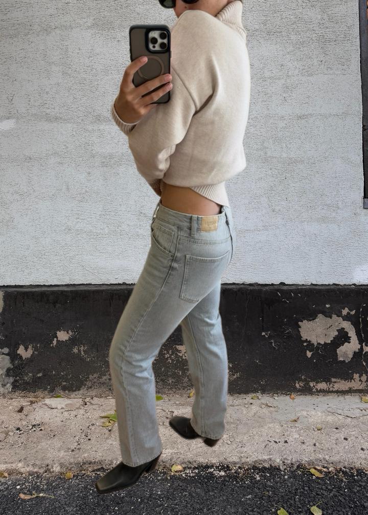 Джинсы Bershka прямые Eur 36