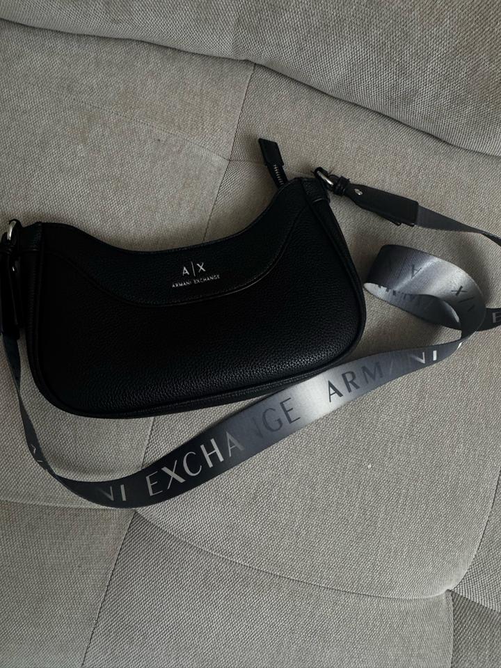 Сумка кроссбоди A|X Armani Exchange