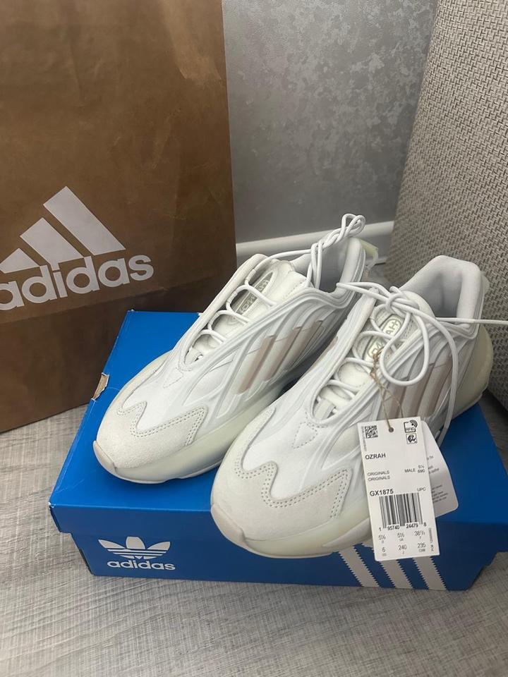 Кроссовки Adidas Ozrah