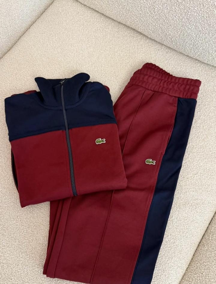 Спортивный костюм Lacoste
