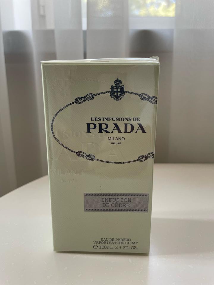 Парфюм Prada Les Infusions de Cedre