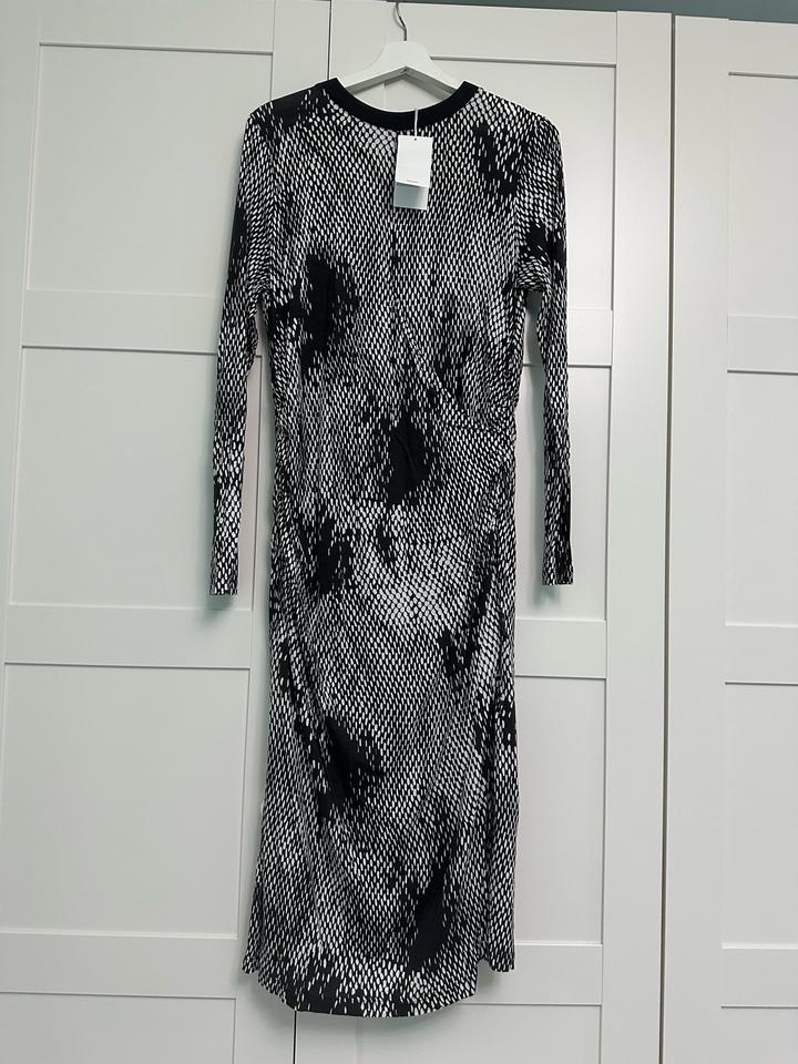 Hugo Boss Платье BOSS