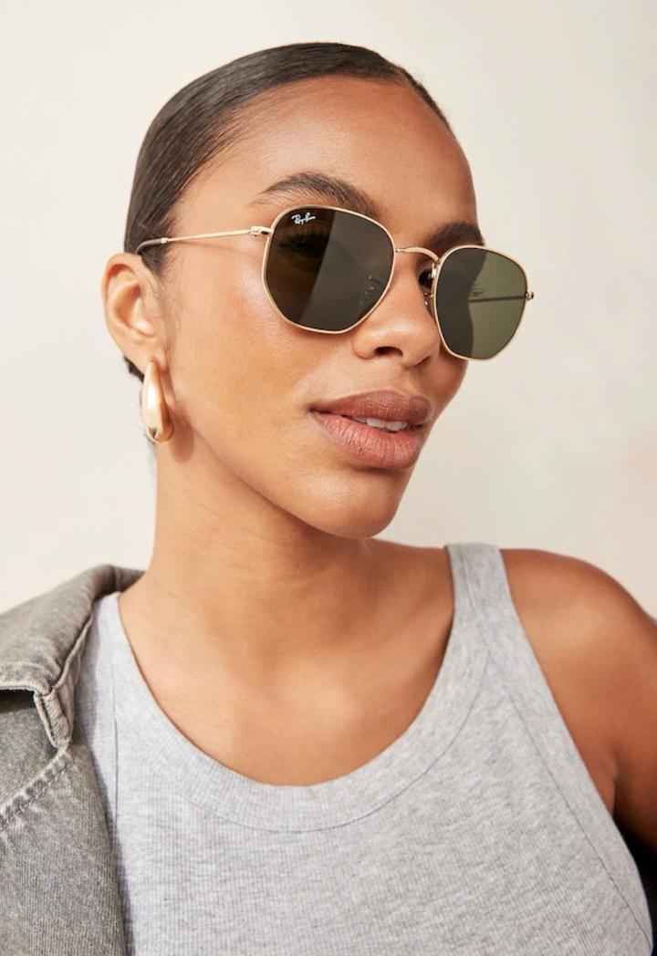 Ray-Ban