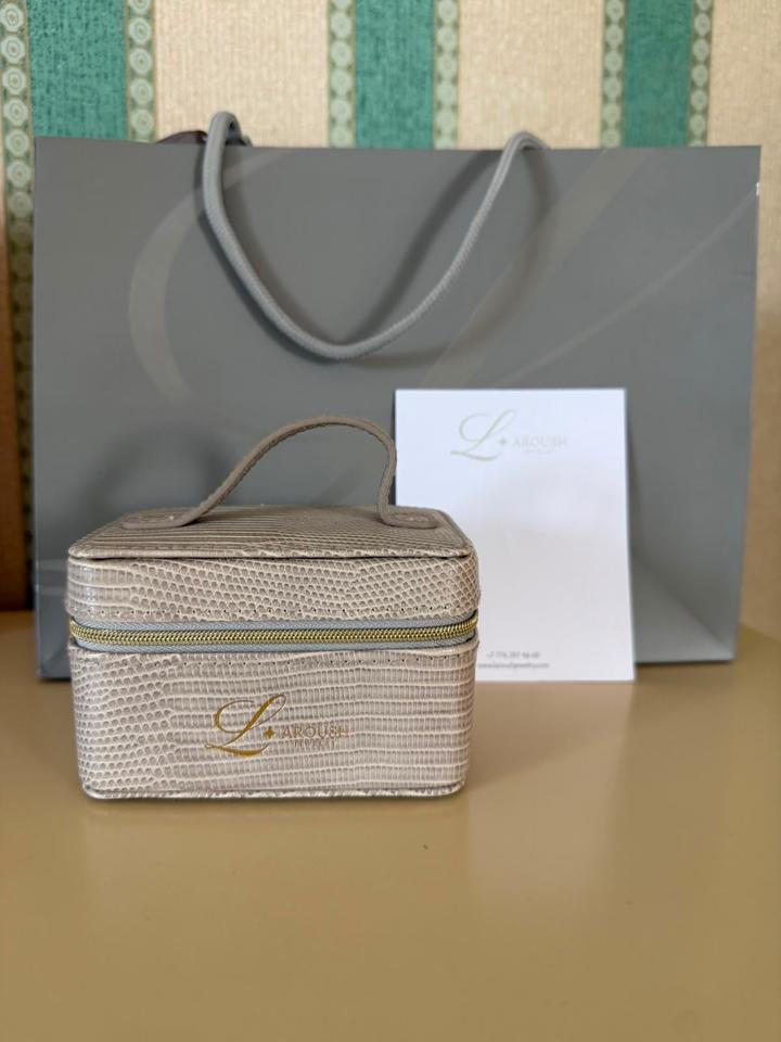 Laroush