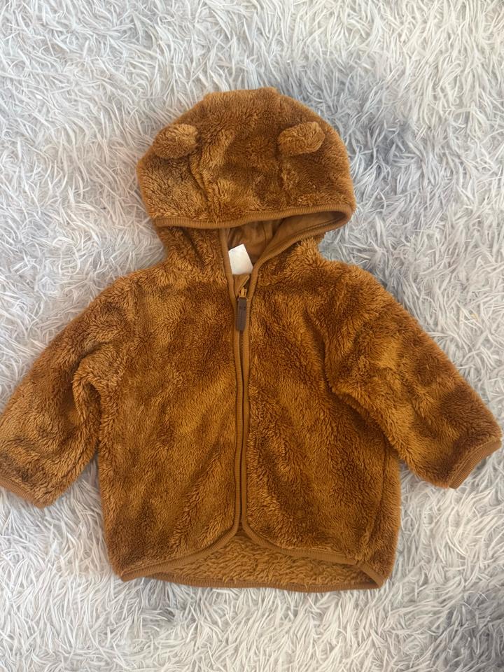 H&M