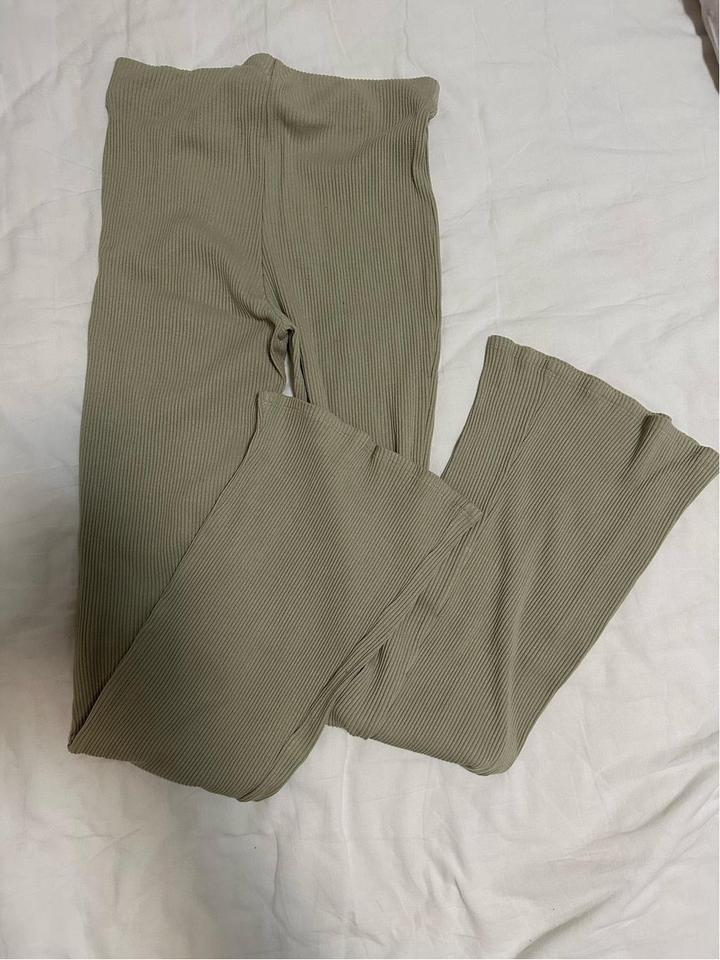 H&M Брюки в рубчик