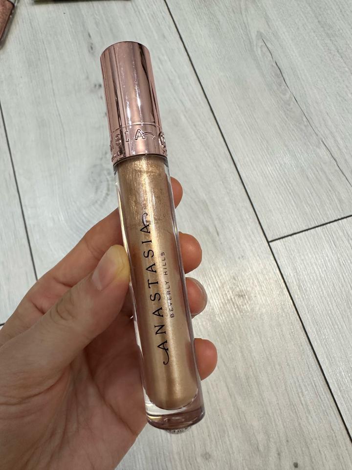 Блеск для губ Anastasia Beverly Hills Honey Kiss