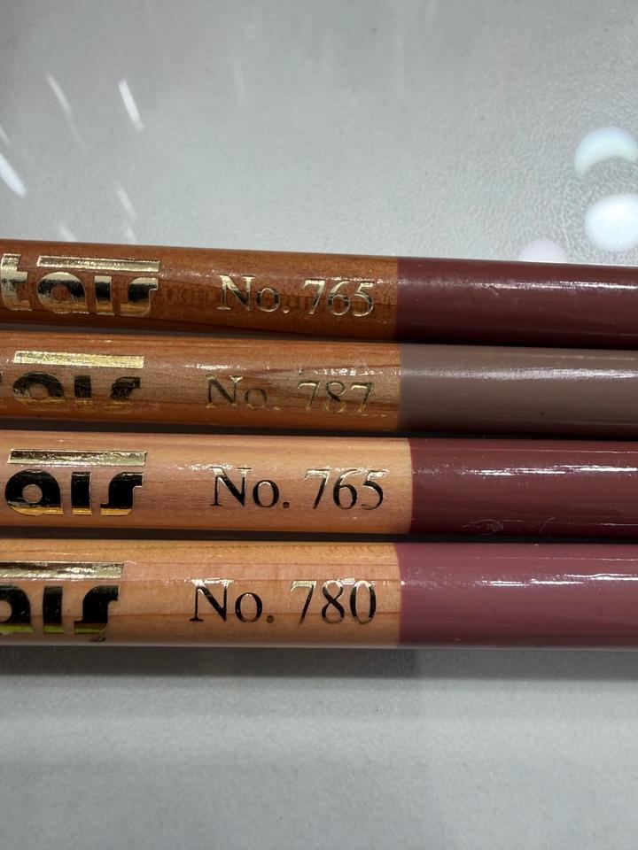 Miss Tais
