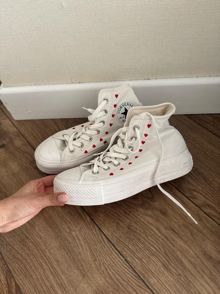 Converse