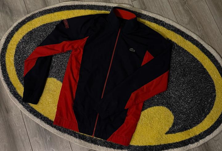 Спортивная олимпийка Lacoste