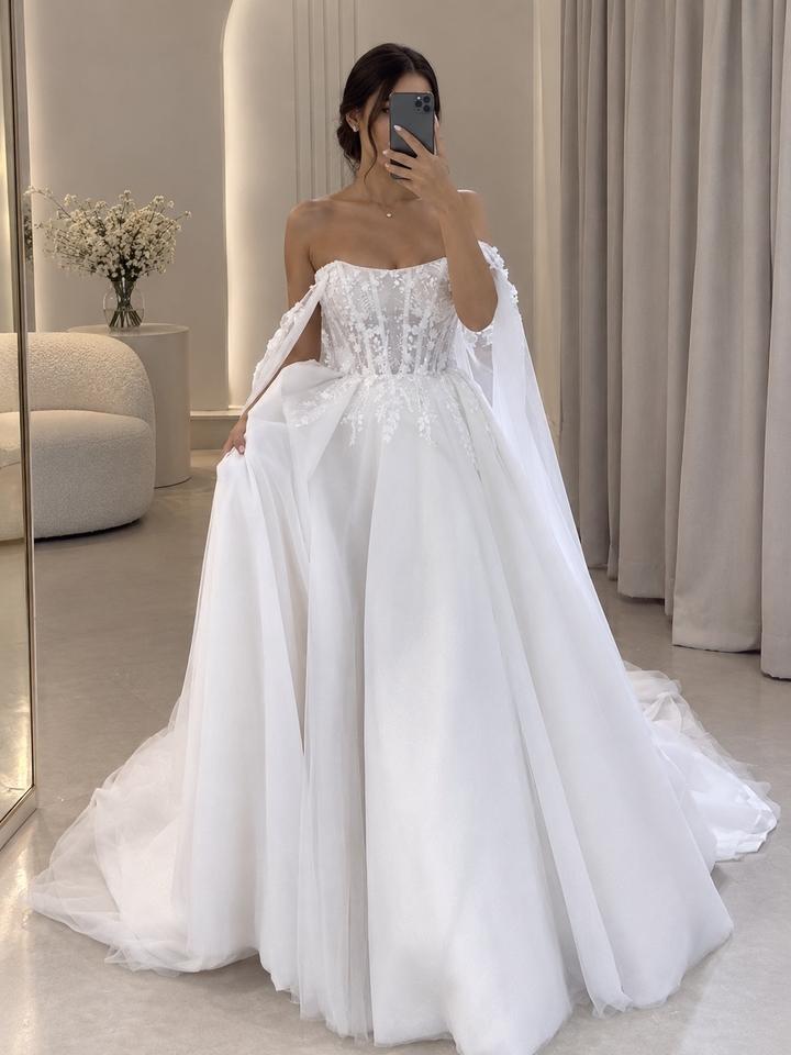 swan wedding Пышное свадебное платье с корсетом