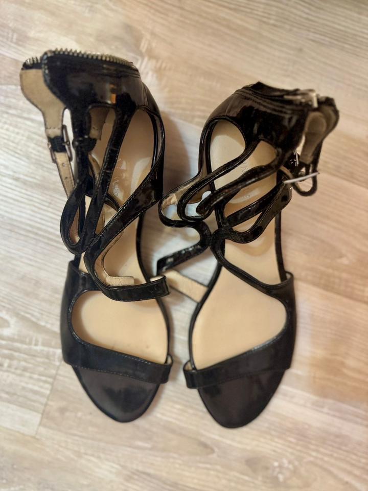 Nine West