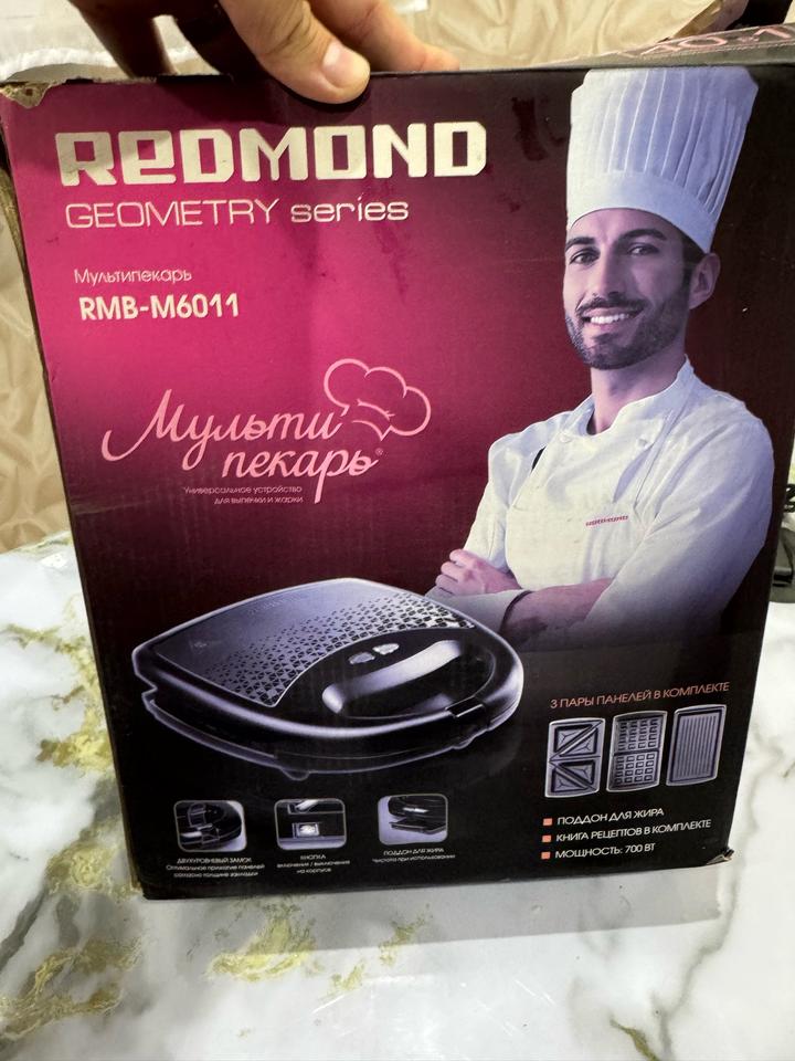 REDMOND Вафельница