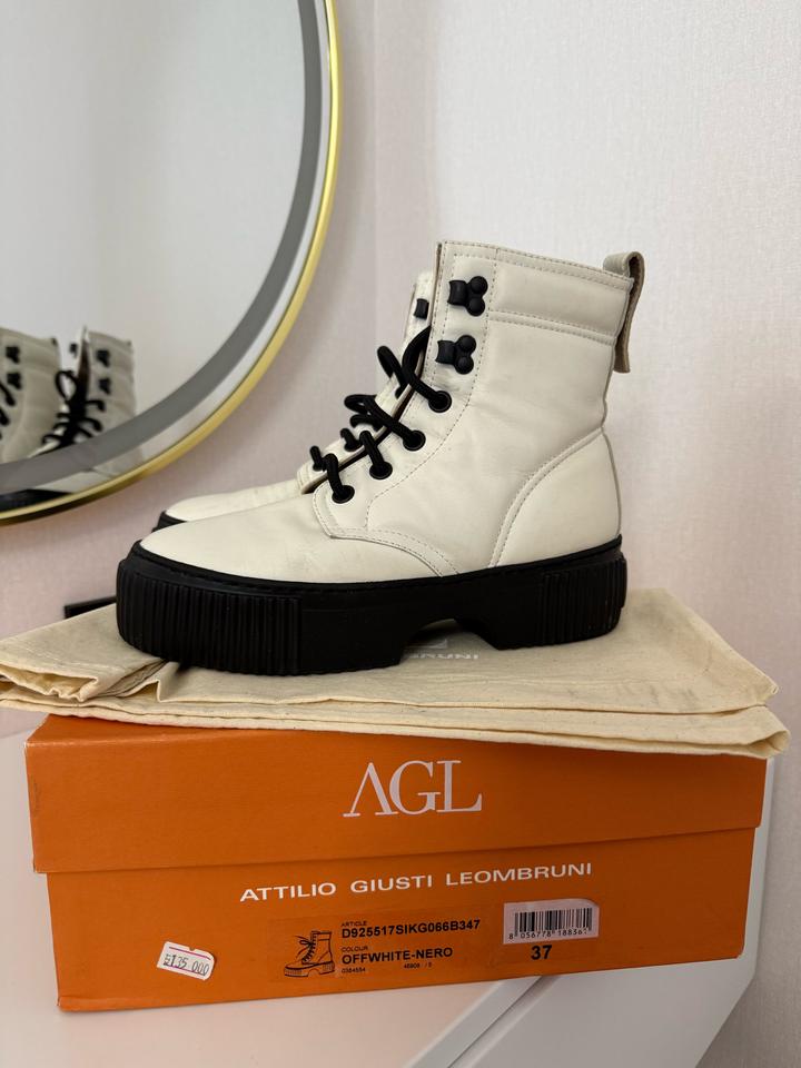 Agl