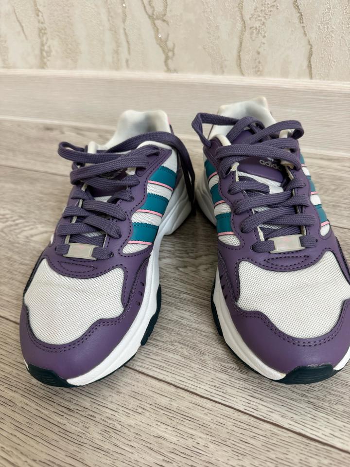 Кроссовки Adidas