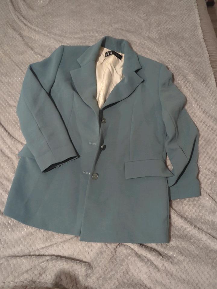 Zara Пизджак в приятном цвете