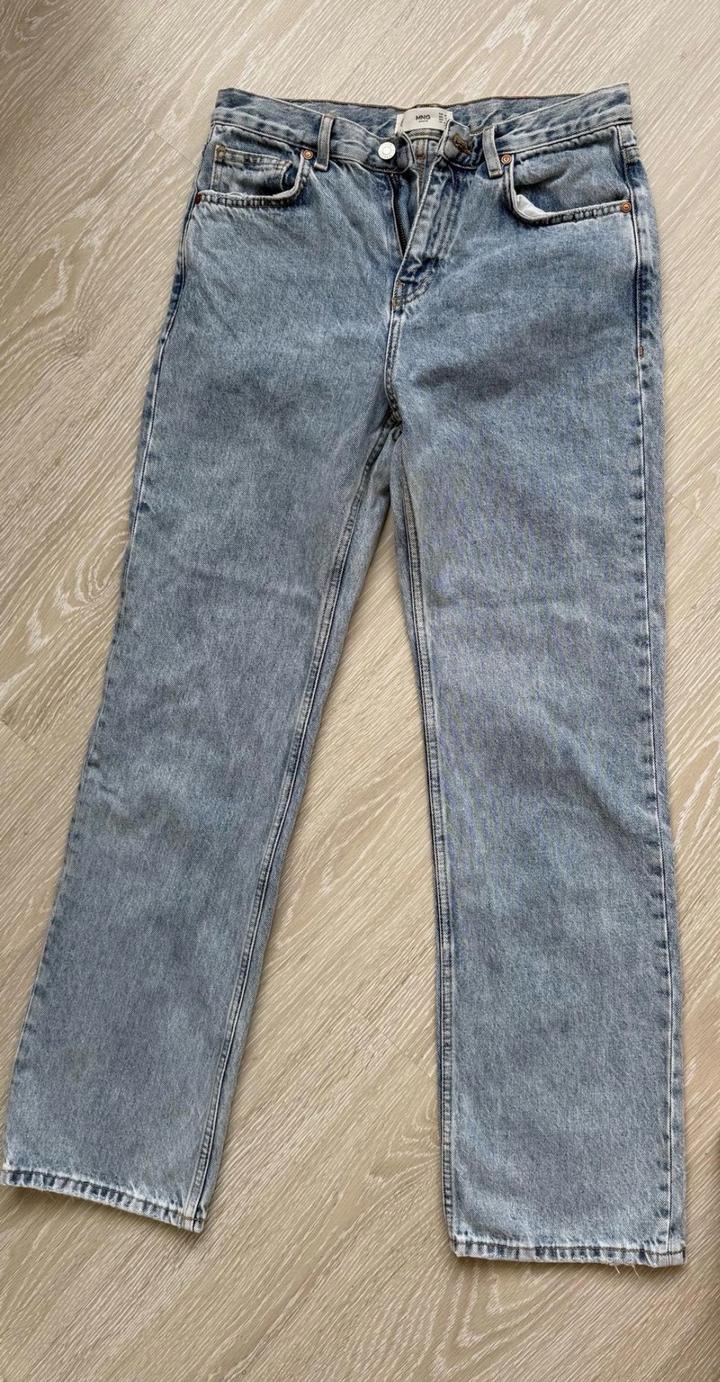 Джинсы mango