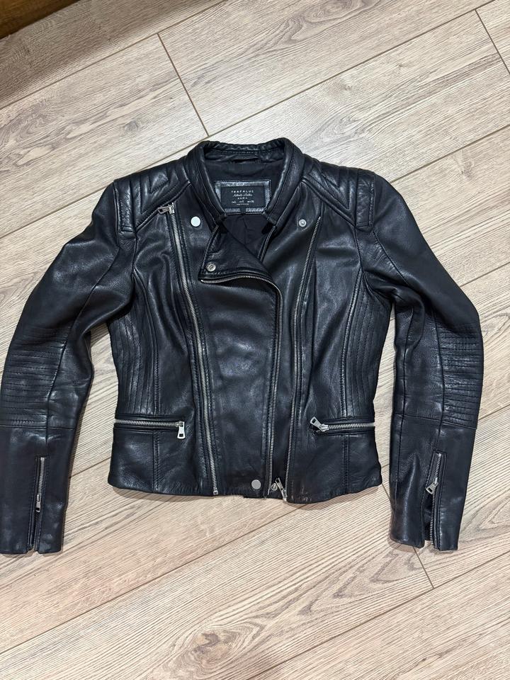 Кожаная куртка Zara