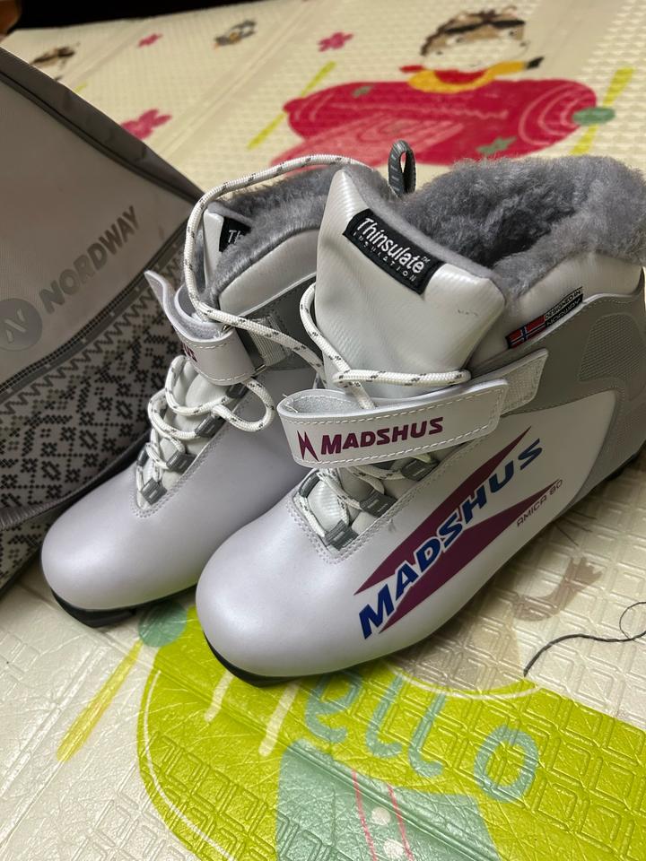 Лыжные ботинки Madshus