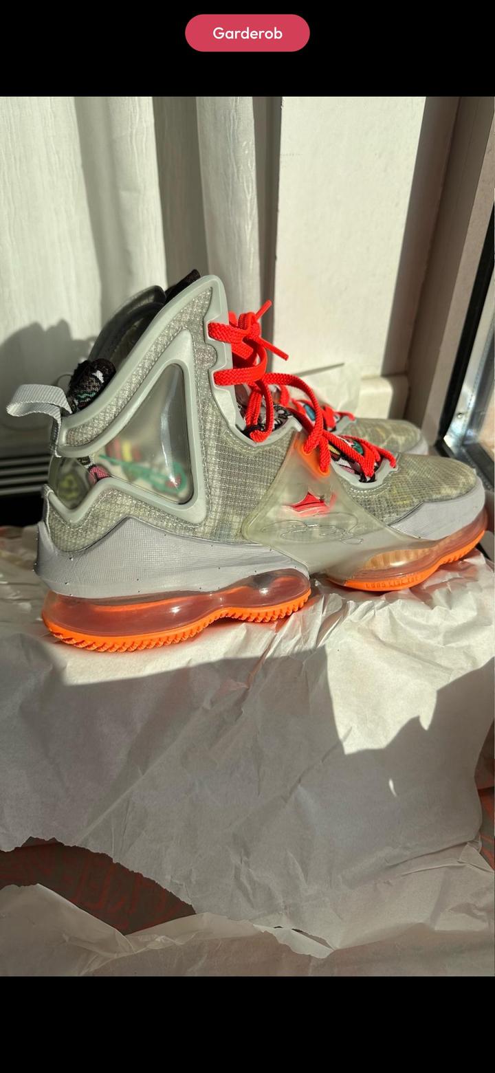 Nike Lebron XIX 38р