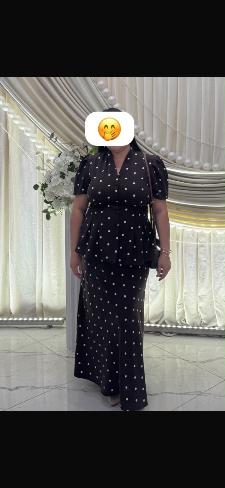Костюм с юбкой и пиджаком