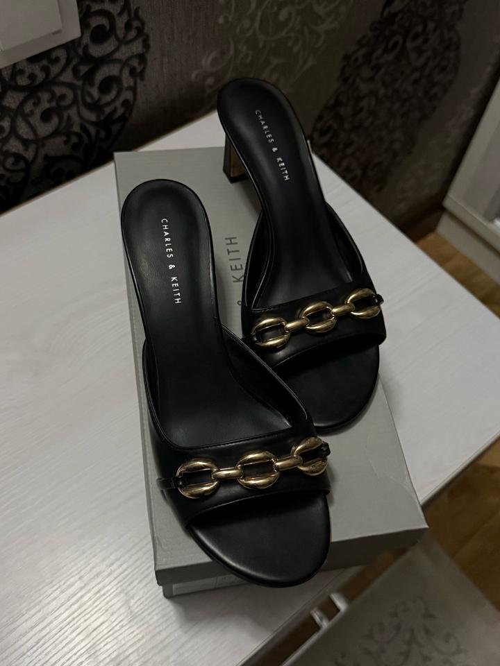 Charles & Keith