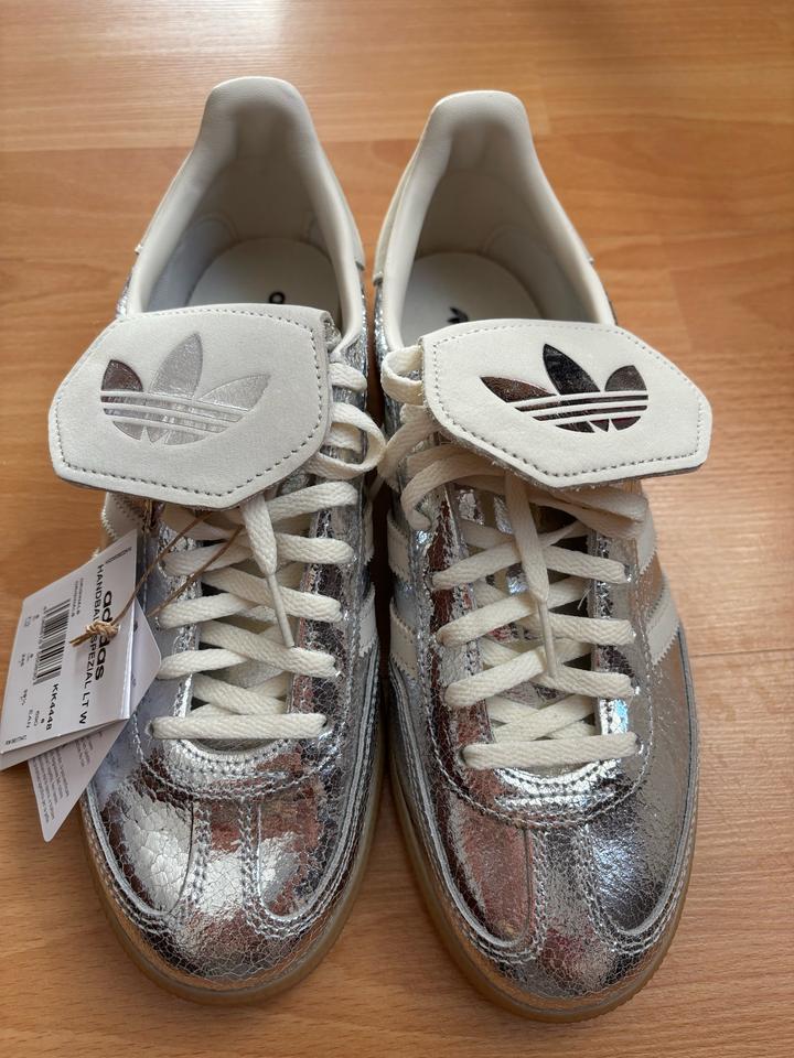Кроссовки adidas Handball Spezial