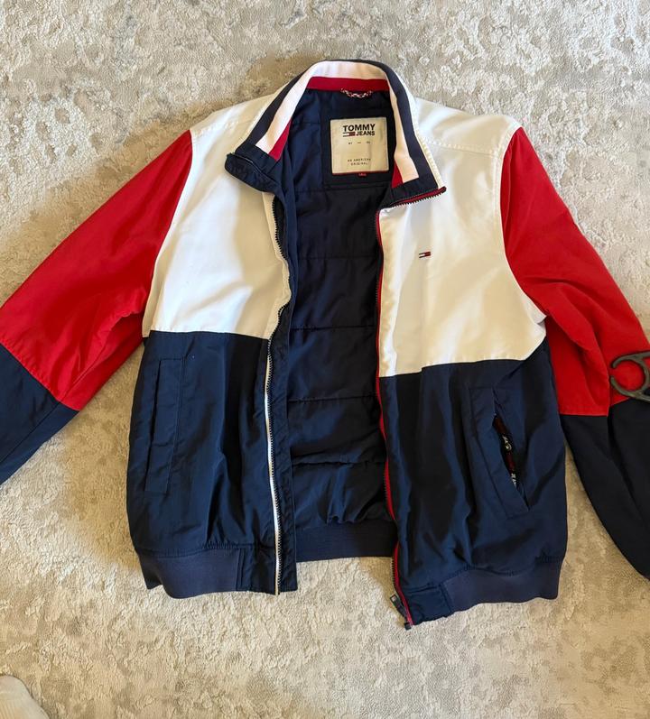 Куртка Tommy Jeans