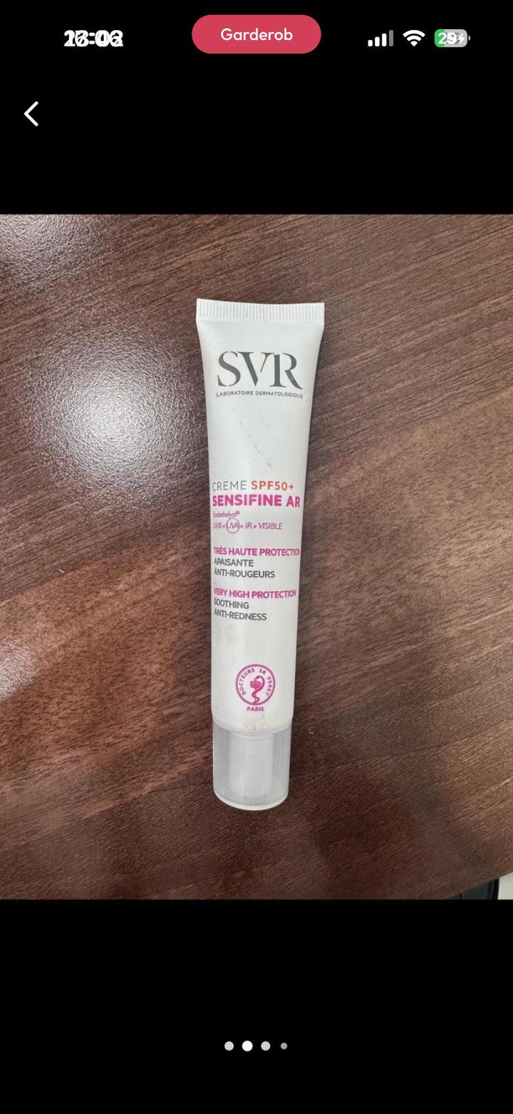 SVR Sensifine AR SPF50+ солнцезащитный крем для лица