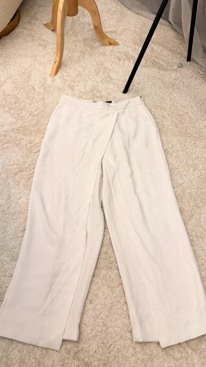 Zara Брюки белые