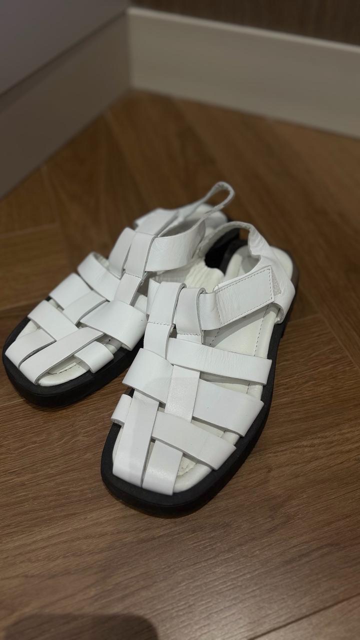 Нет бренда