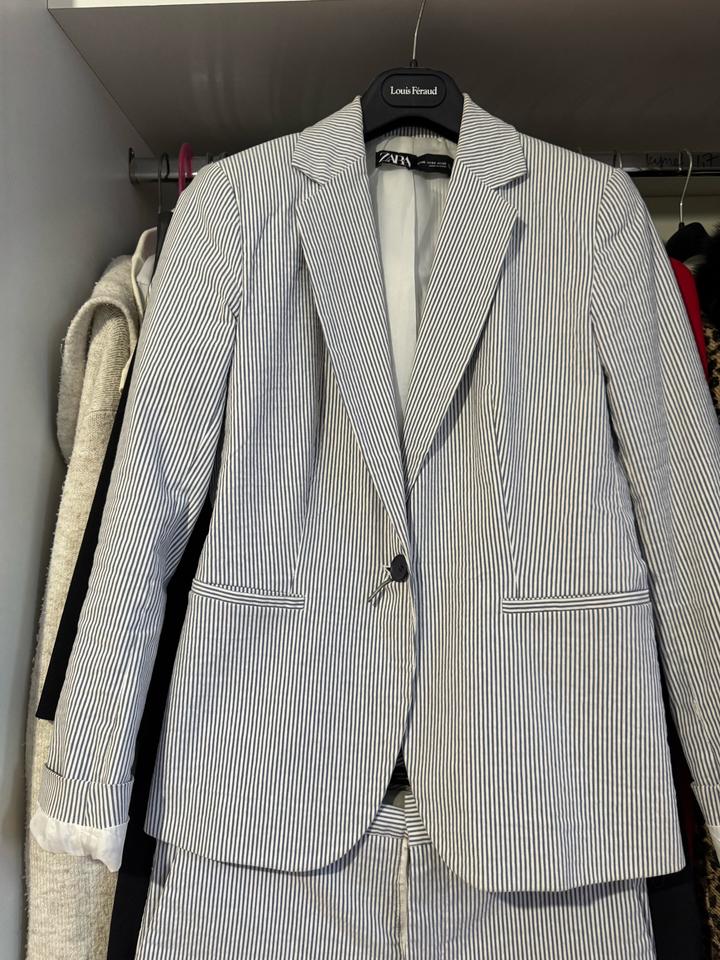 Женский брючный костюм ZARA в полоску