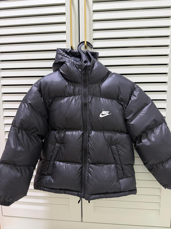 Nike Классная курточка для пацана
