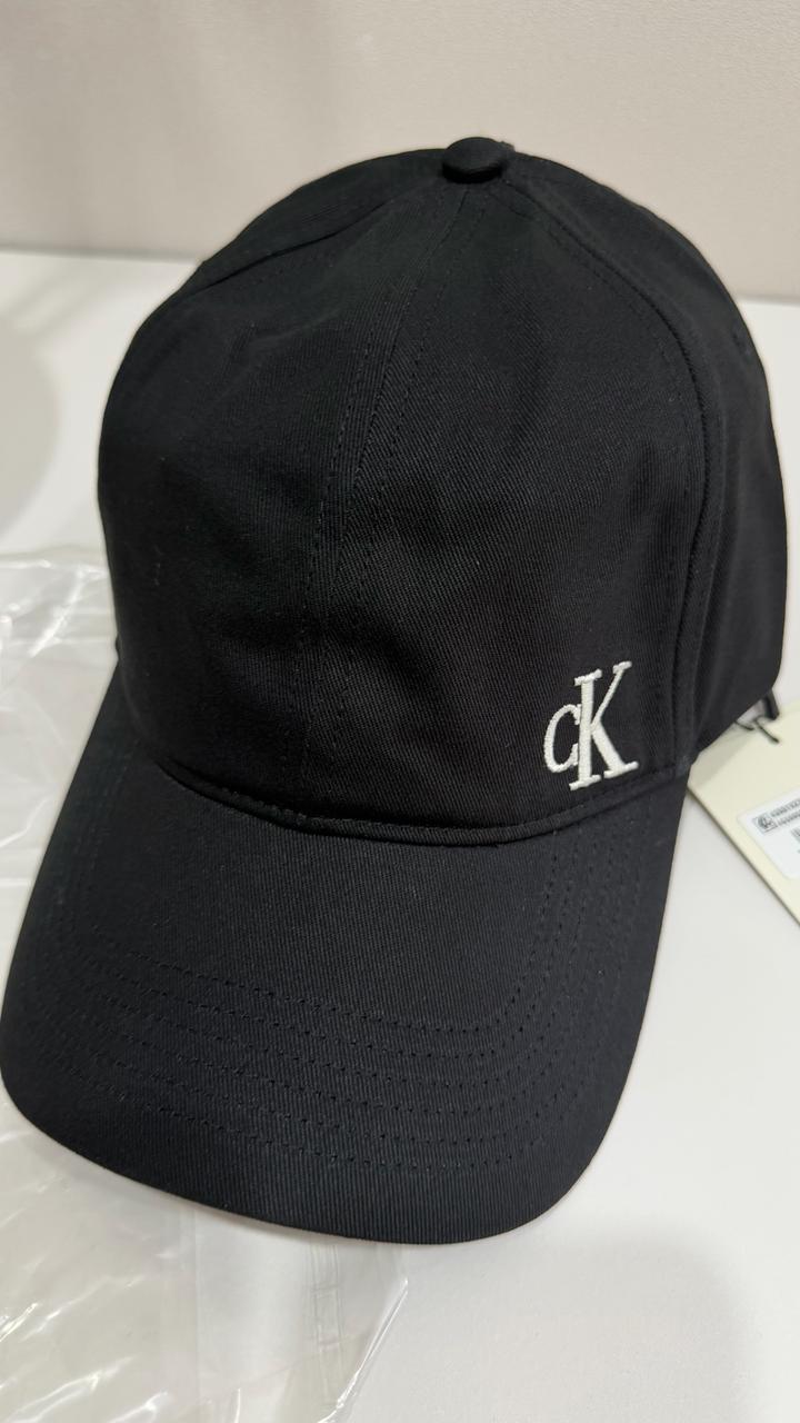Бейсболка Calvin Klein