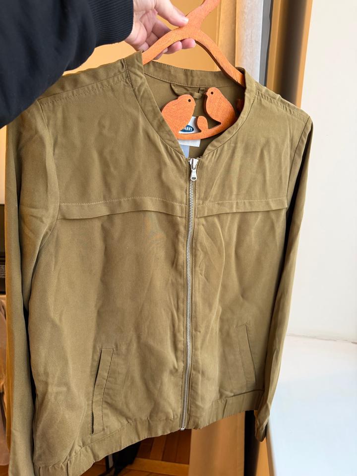 Новая легкая куртка old navy