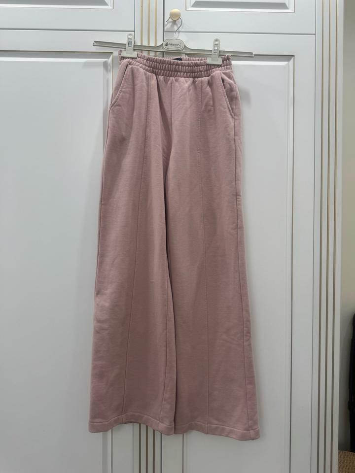 Женские брюки GAP