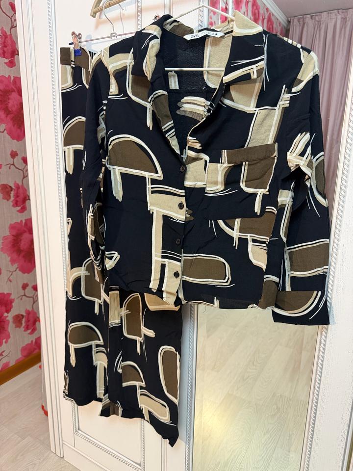 Двойка Zara