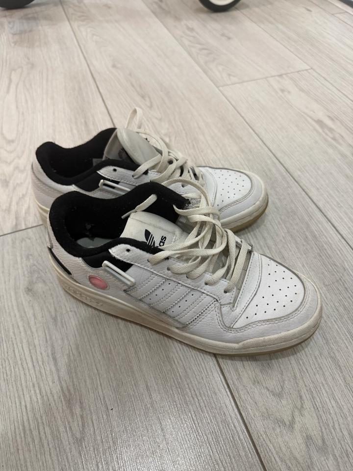 ‏adidas