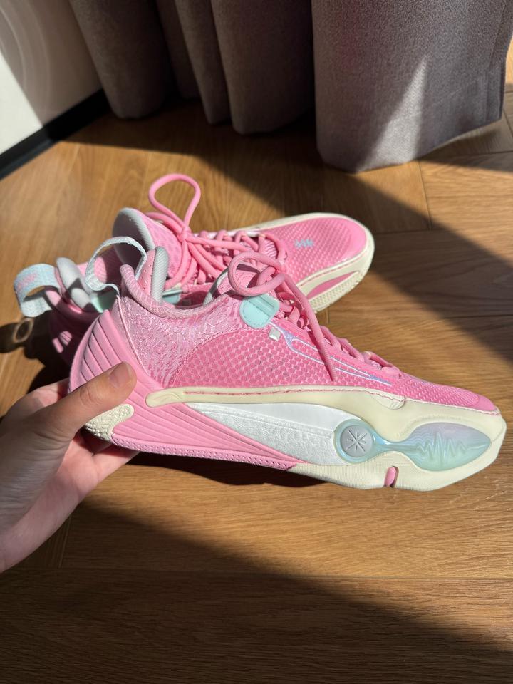 LI-NING