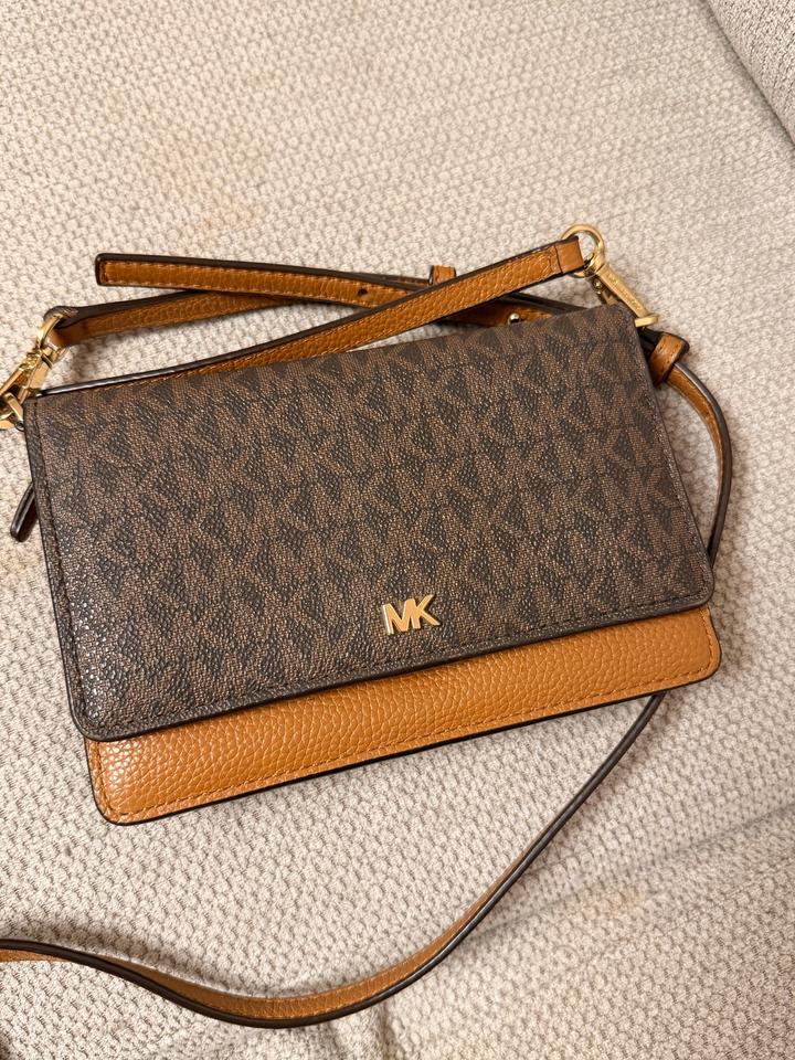 Сумка-клатч Michael Kors